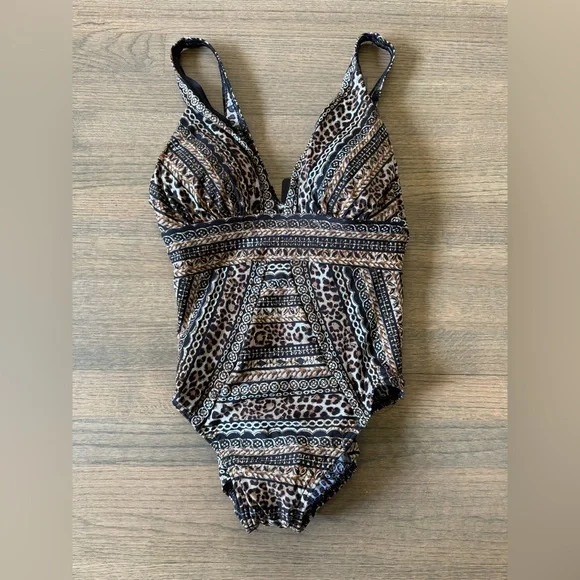 NEW Miraclesuit Lioness Odyssey Brown One Piece Swimsuit-Size 12 - Picture 3 of 10